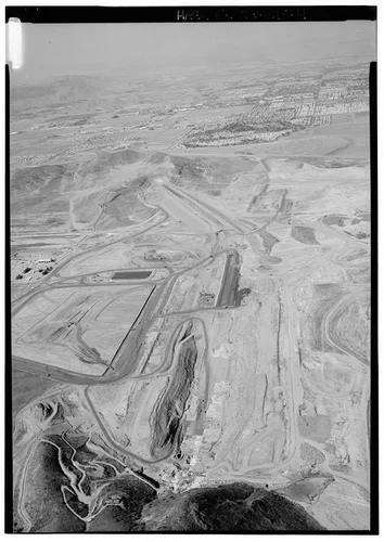  EASTSIDE RESERVOIR, EAST DAM UNDER CONSTRUCTION, LOOKING NORTH.  - Eastside Reservoir, Diamond & Domenigoni Valleys, southwest of Hemet, Hemet, Riverside County, CA