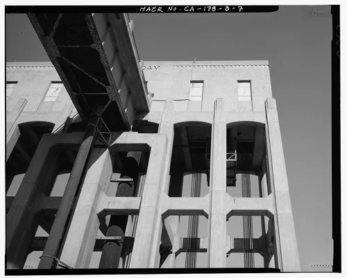  LOOKING UP AT UNDERSIDE OF SERVICE BRIDGE AND SOUTH FRONT, CONTROL HOUSE. - Prado Dam, Outlet Works, Santa Ana River near junction of State Highways 71 & 91, Corona, Riverside County, CA