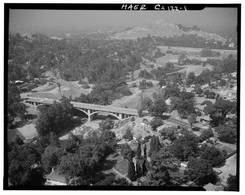 Victoria Bridge