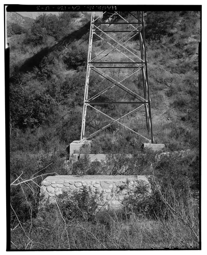  OLD FOOTINGS AND NEW, AT WARM SPRINGS CREEK. VIEW TO NORTH. - Santa Ana River Hydroelectric System, Warm Springs Canyon-SAR-3 Flumes, Redlands, San Bernardino County, CA