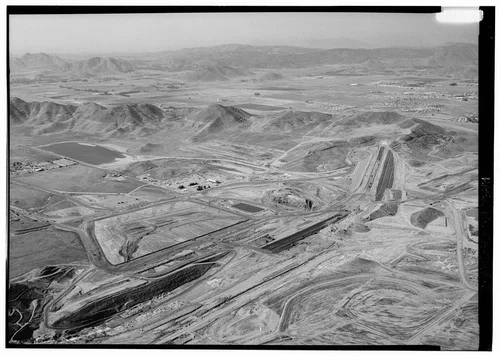  EASTSIDE RESERVOIR, EAST DAM SECTIONS, LOOKING NORTHWEST.  - Eastside Reservoir, Diamond & Domenigoni Valleys, southwest of Hemet, Hemet, Riverside County, CA