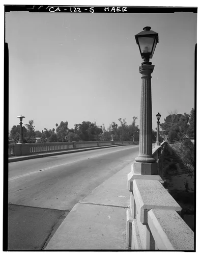  VIEW OF DECK, RAILING AND LIGHT STANDARDS - Victoria Bridge, Spanning Tequesquite Arroyo, Riverside, Riverside County, CA