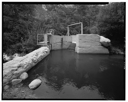  POOL, DAM, AND INTAKE TO PIPELINE LEADING TO FISH WHEEL, LOOKING WEST-NORTHWEST. - Santa Ana River Hydroelectric System, Bear Creek Diversion Dam & Confluence Pool, Redlands, San Bernardino County, CA