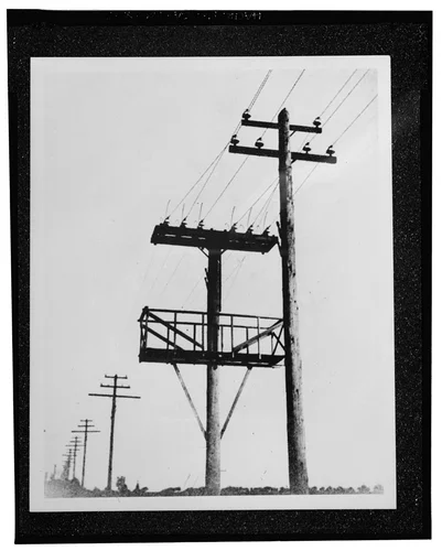 DETAIL, LIGHTNING ARRESTER ON SAR TRANSMISSION LINE. EEC print no. S-C-01-00478, no date. Photographer unknown. - Santa Ana River Hydroelectric System, Transmission Lines, Redlands, San Bernardino County, CA