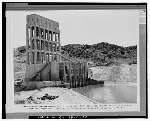  DOWNSTREAM VIEW OF COMPLETED OUTLET CONTROL STRUCTURE.... Volume XIX, No. 8, April 12, 1940. - Prado Dam, Outlet Works, Santa Ana River near junction of State Highways 71 & 91, Corona, Riverside County, CA