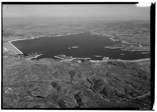  LAKE MATHEWS, LOOKING EAST, SHOWING EARTH DAM AT RIGHT AND OUTLET STRUCTURE AT LEFT. - Lake Mathews, East of Route 15, Riverside, Riverside County, CA