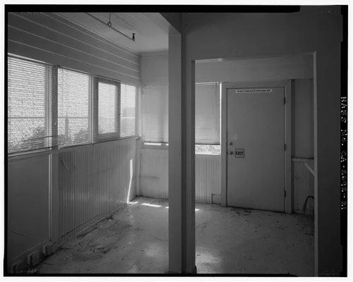 Interior 1st floor rear entry area detail view, facing south. - Benjamin Rockhold House, 4220 Lemon Street, Riverside, Riverside County, CA