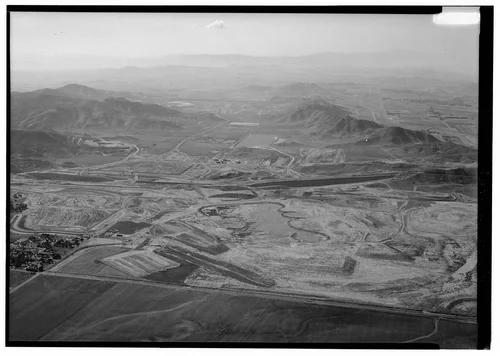  EASTSIDE RESERVOIR OVERVIEW, LOOKING WEST.  - Eastside Reservoir, Diamond & Domenigoni Valleys, southwest of Hemet, Hemet, Riverside County, CA