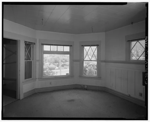 Interior 1st floor northeast corner room view, facing north. - Benjamin Rockhold House, 4220 Lemon Street, Riverside, Riverside County, CA