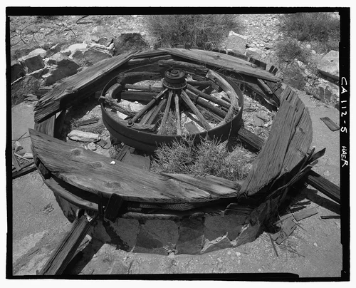  DETAIL VIEW OF ARRASTRA  - Pinto Wye Arrastra, Twentynine Palms, San Bernardino County, CA