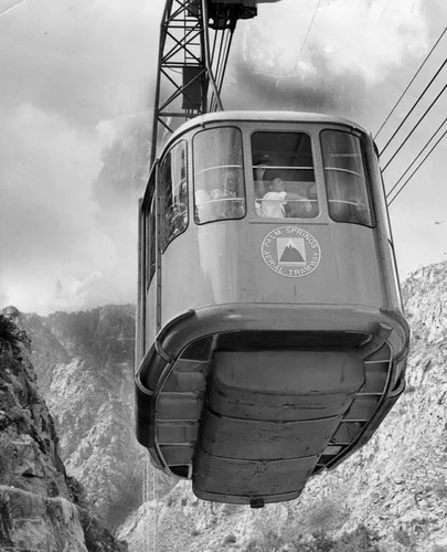 Palm Springs Aerial Tramway car full of visitors