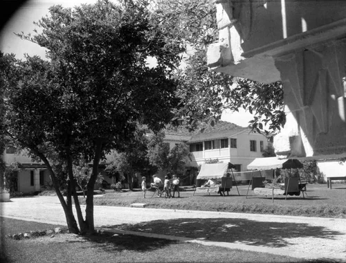 Palm Springs building, view 5