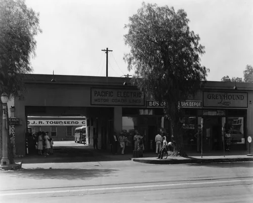 Riverside bus station