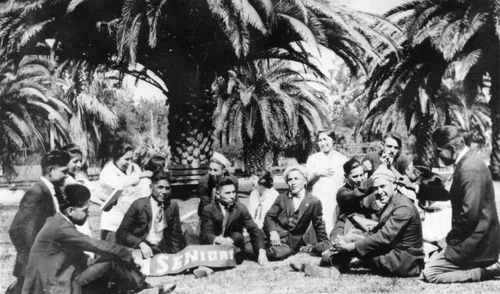 Sherman Institute seniors in 1919