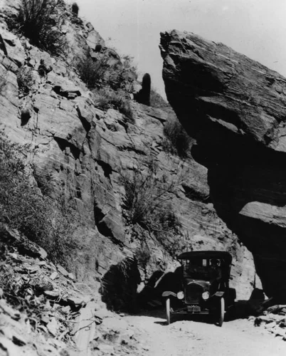 Signal rock in Palm Canyon