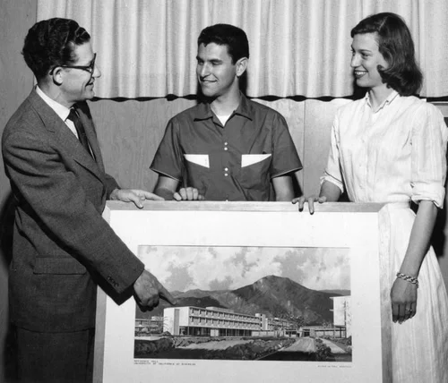 Students view campus dorm progress
