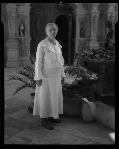 Alice Richardson at the Mission Inn, Riverside, 1936