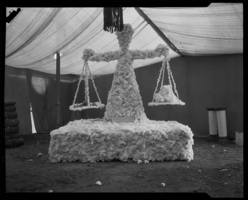 Coachella County exhibit at the Southern California Fair, Riverside, 1926