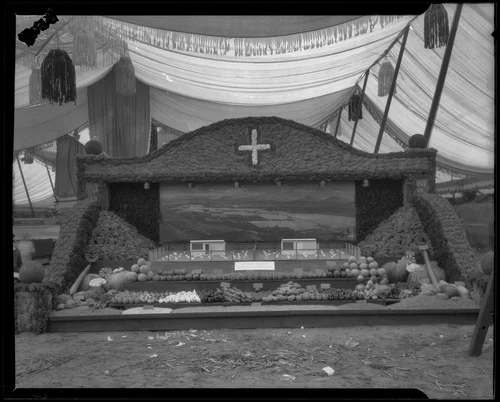 Perris Valley Chamber of Commerce exhibit at the Southern California Fair, Riverside, 1926