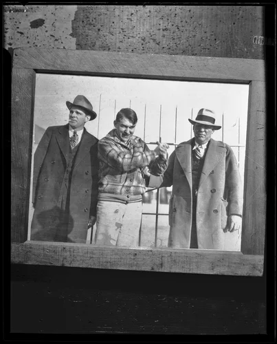 Gordon Northcott showing crime scene to Undersherrif Rayburn and Deputy Brown, Riverside County, 1929