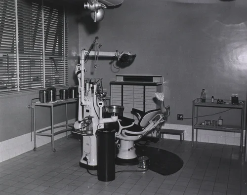 U.S. Naval Hospital, Corona, CA: Dental clinic