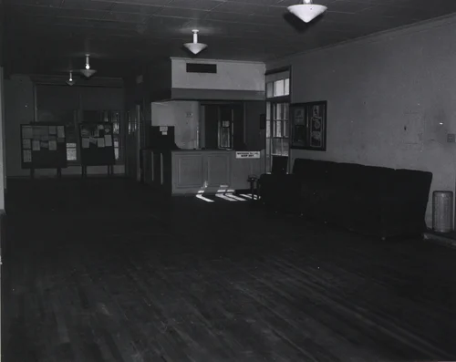 U.S. Naval Hospital, Corona, CA: Lounge in hospital corps quarters