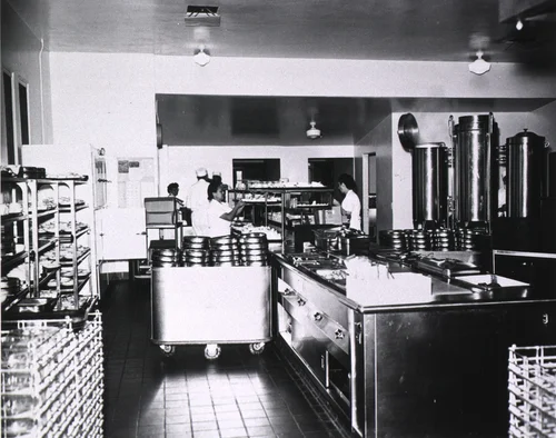 U.S. Naval Hospital, Corona, CA: Meal pack preparation table, Main Galley