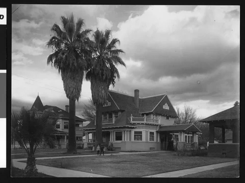 Several large houses in Redlands, ca.1900