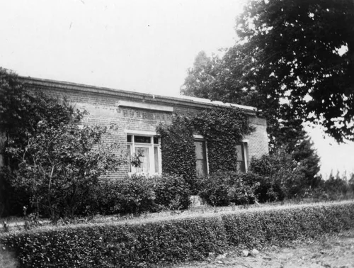 Rains House, aka Casa de Rancho Cucamonga