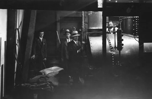 Underground liquor plant, boilers