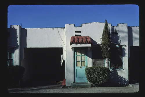 Mission Motel, diagonal view 1, Mt. Vernon Avenue & Orange Street, San Bernardino, California