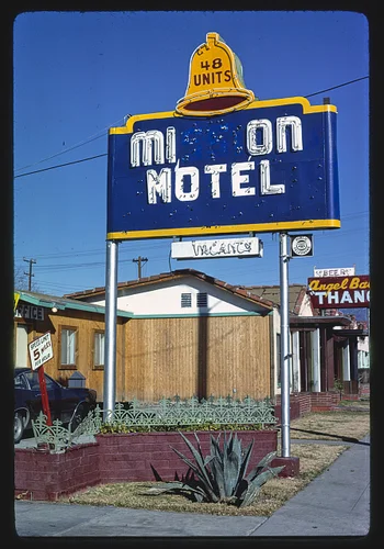 Mission Motel sign, Mt. Vernon Avenue at Orange Street, San Bernardino, California