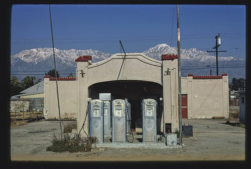 filling station