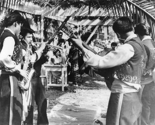 American Indian musicians