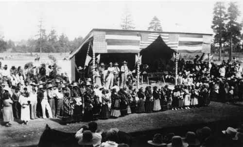 American Indian women at gathering